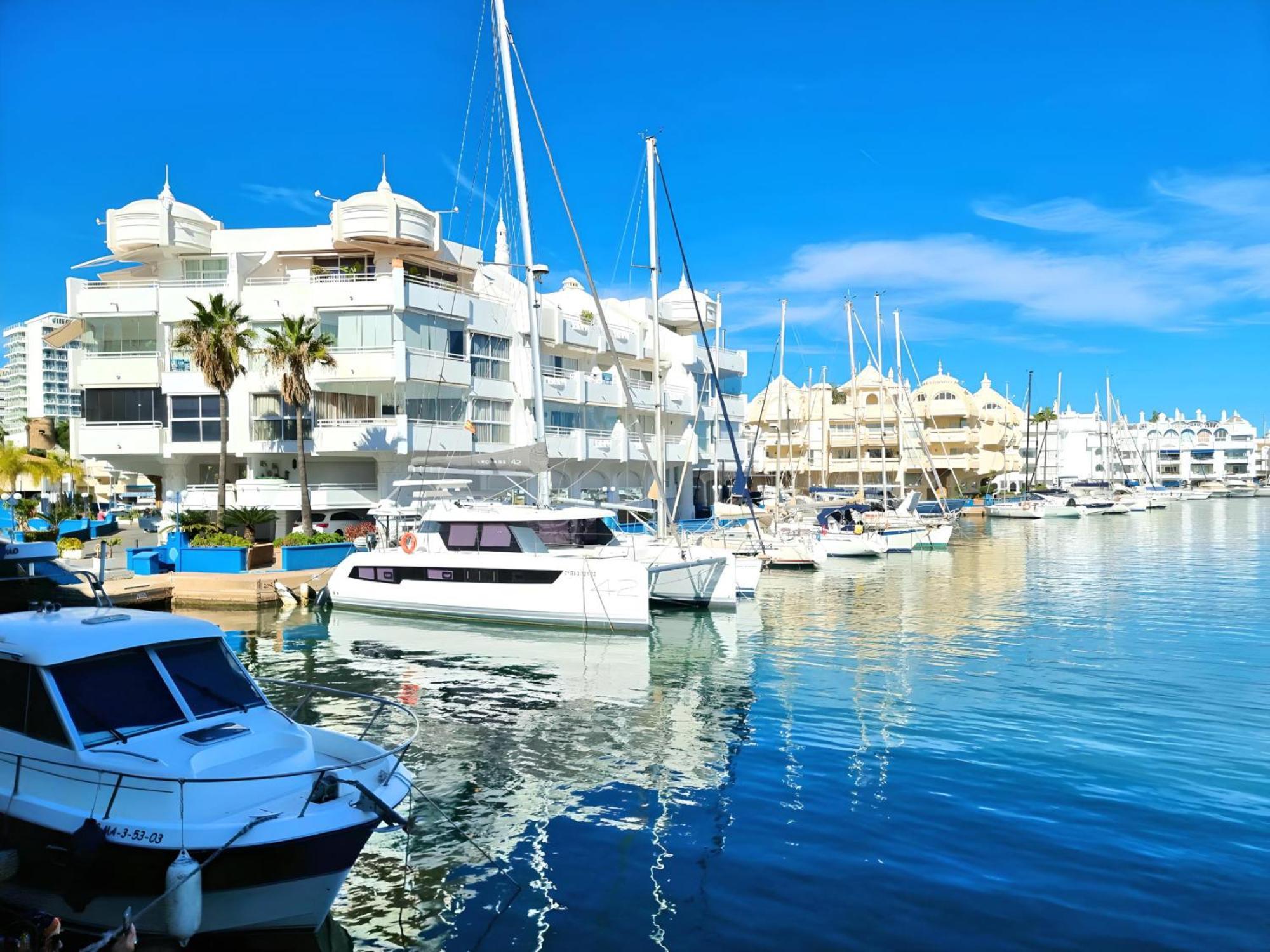 Stunning Home With Outdoor Swimmingpool, 4 Bedrooms And Wifi Benalmádena Kültér fotó