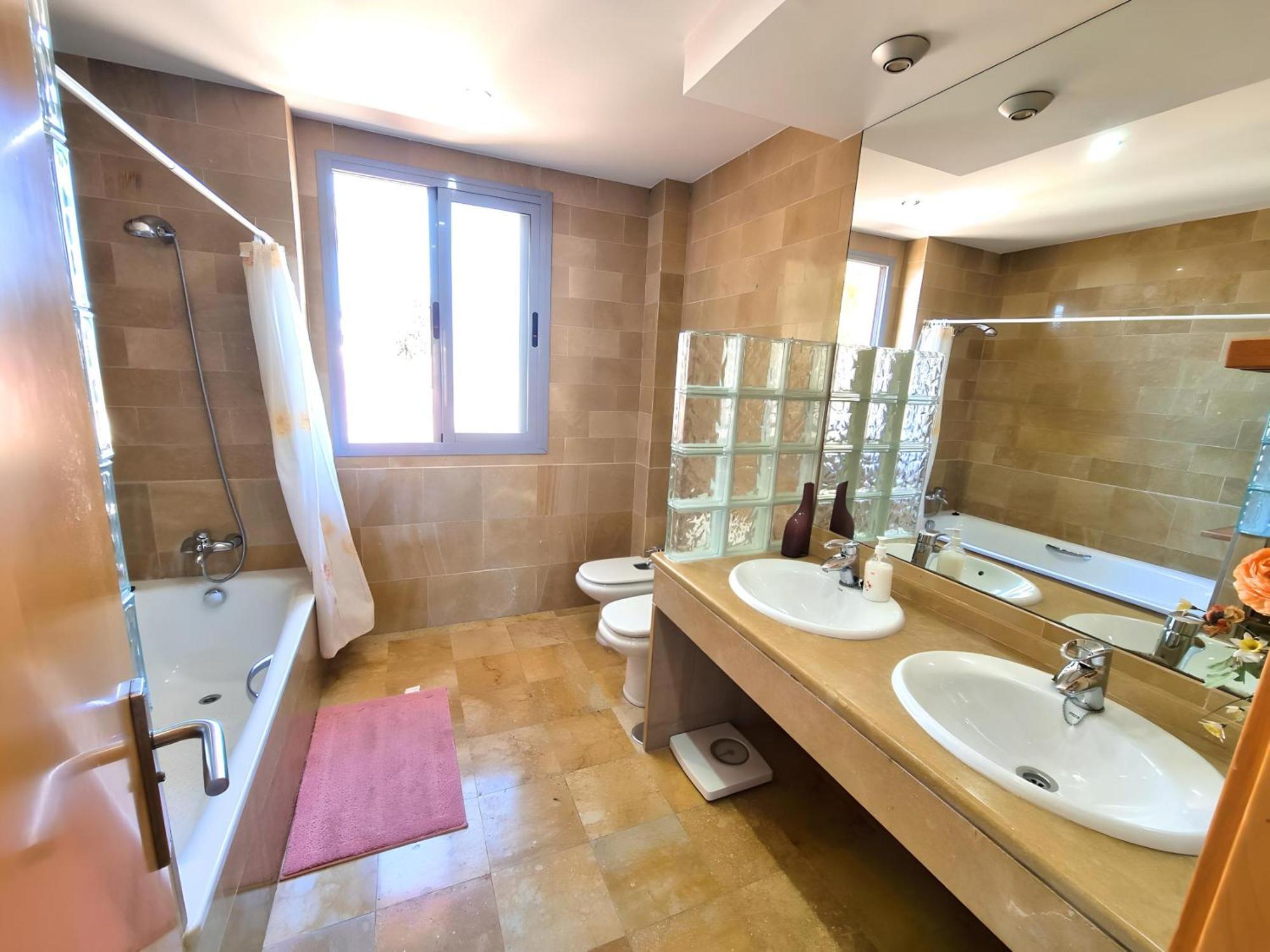 Stunning Home With Outdoor Swimmingpool, 4 Bedrooms And Wifi Benalmádena Kültér fotó