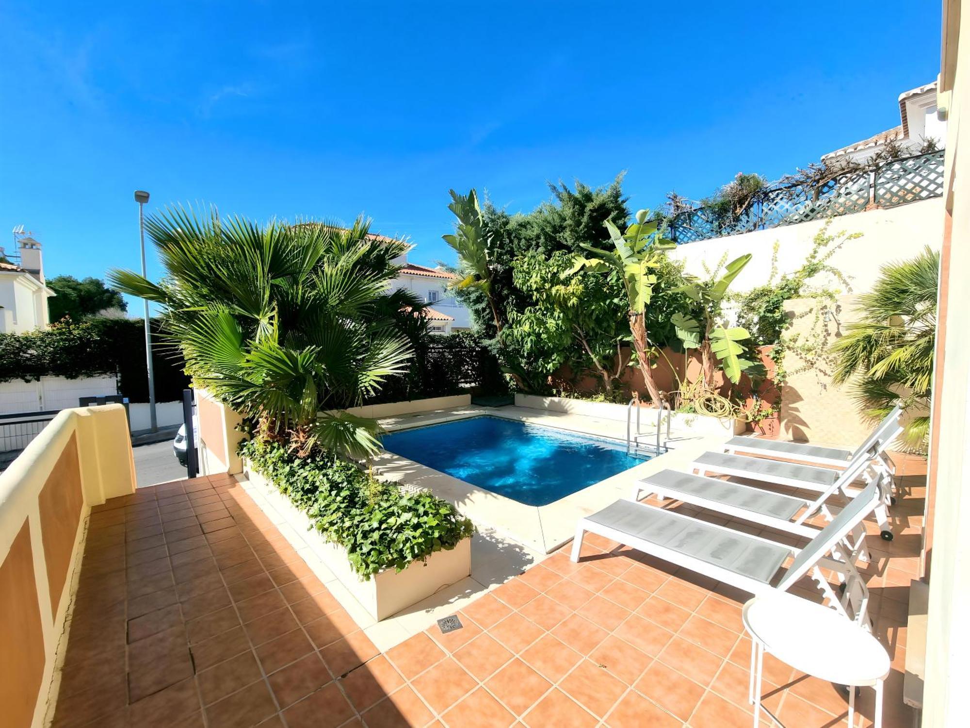 Stunning Home With Outdoor Swimmingpool, 4 Bedrooms And Wifi Benalmádena Kültér fotó