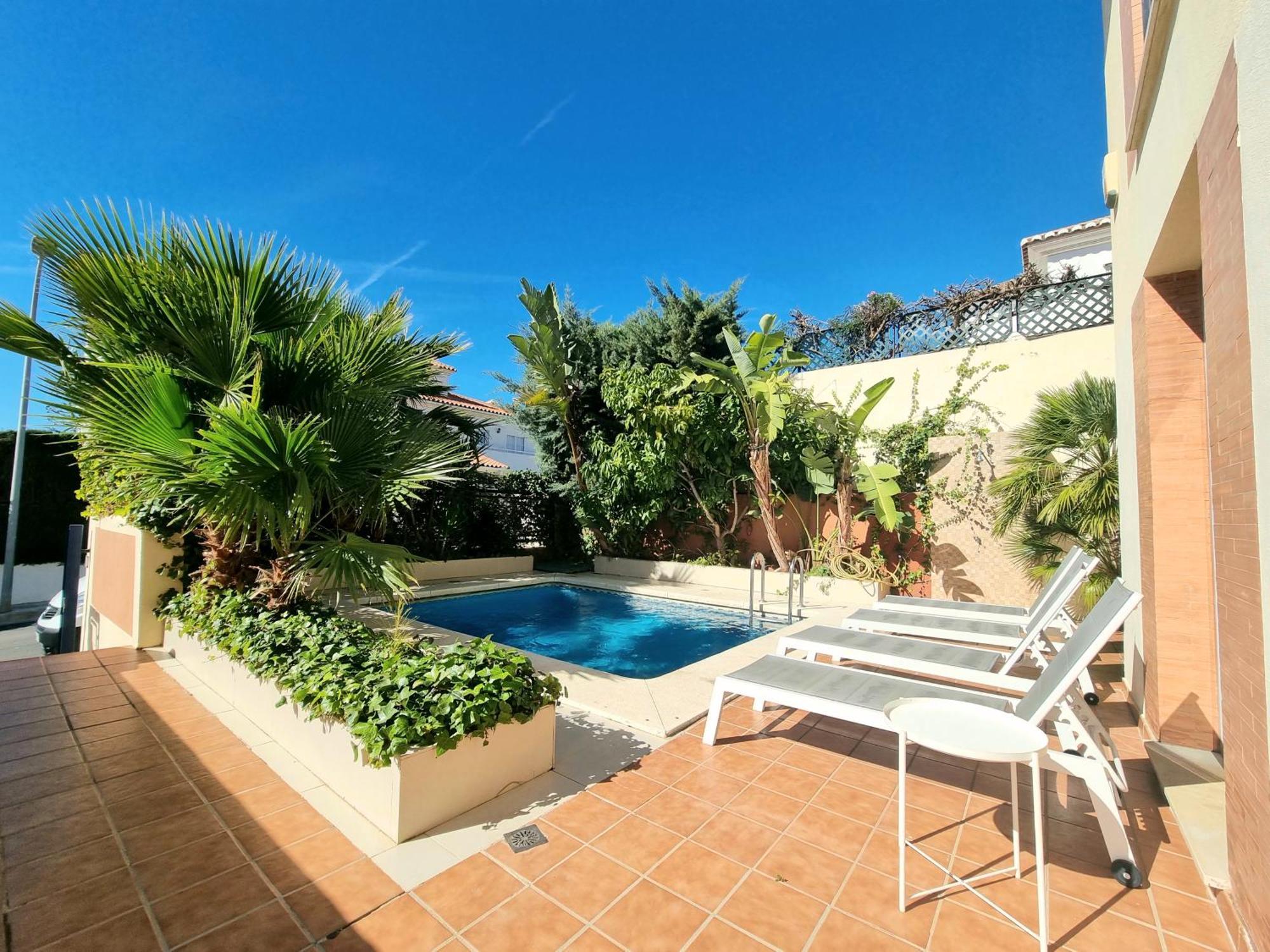 Stunning Home With Outdoor Swimmingpool, 4 Bedrooms And Wifi Benalmádena Kültér fotó